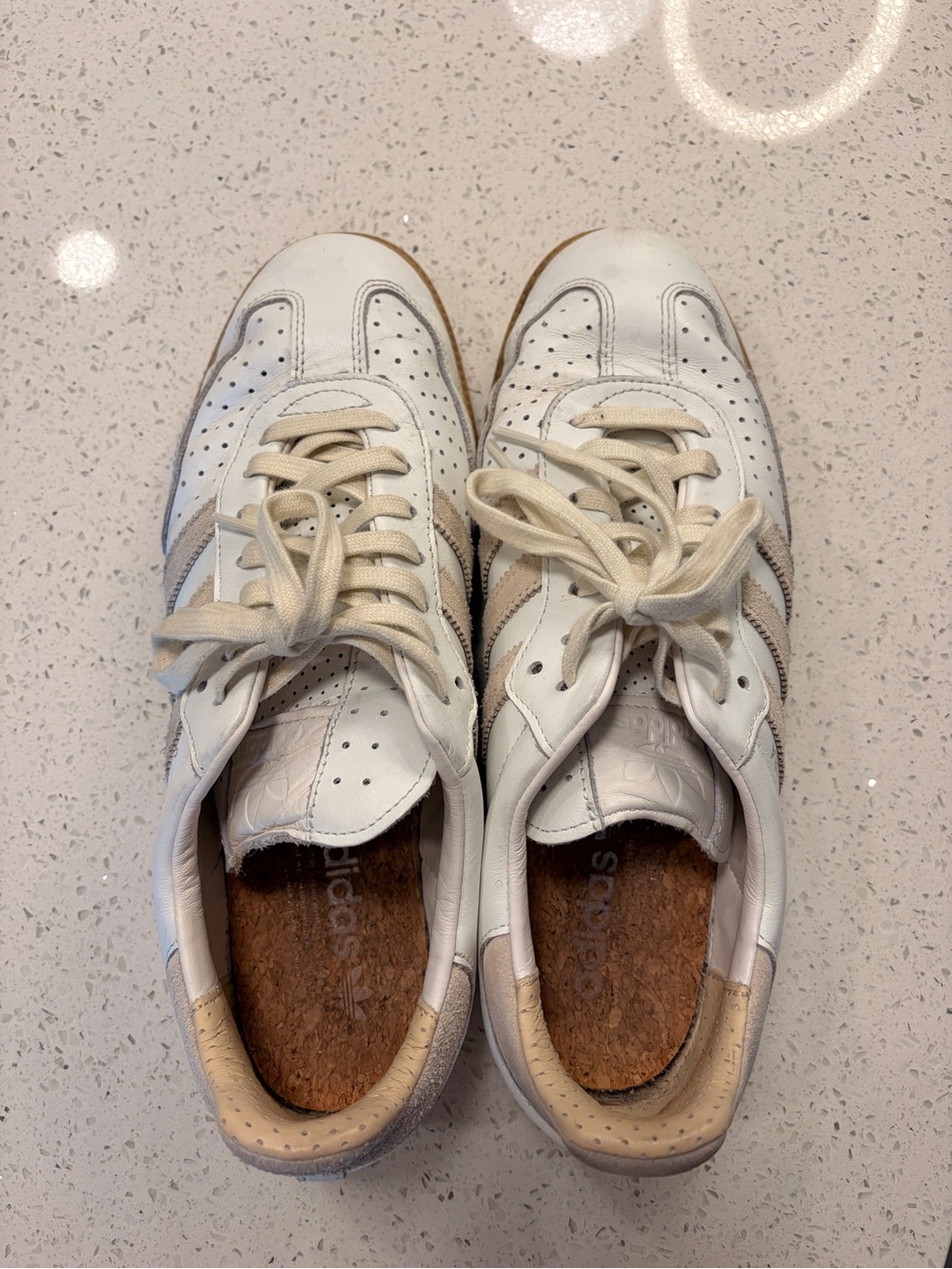 Sambas with tan stripes - Picture 4 of 5